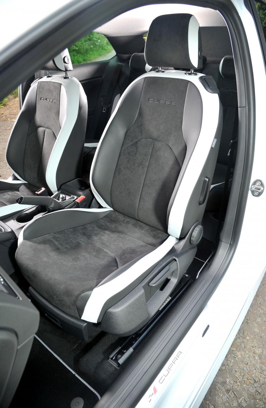  Seat Leon SC Cupra 280 Ultimate Sub8 2015 года  (фото 29 из 30)